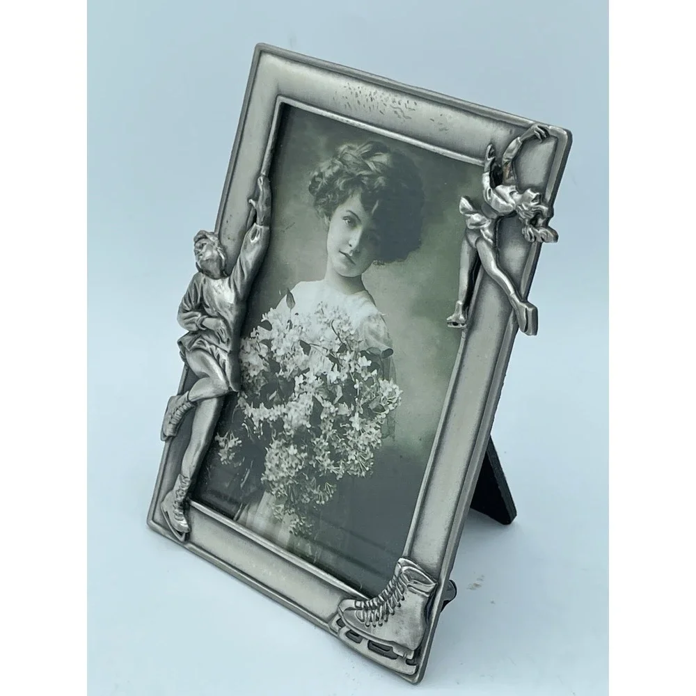 NEW Pewter Ice Skater Skating Picture Frame ‎ 4 X 6